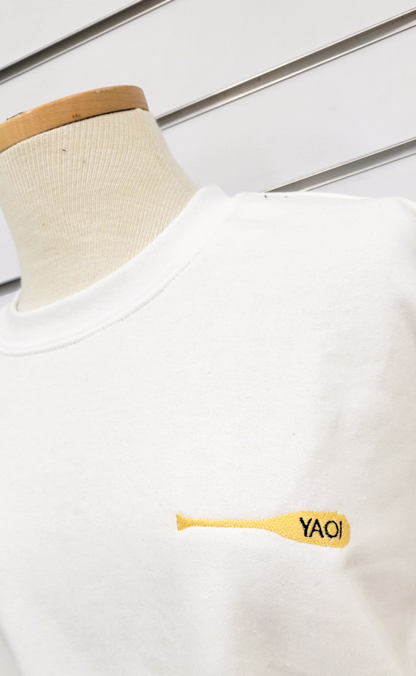 Yaoi Paddle Embroidered Crew Neck Sweater (White)